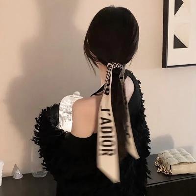 女税务员